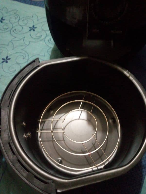 Silver Crest AIRFRYER 5.8 L LIKE NEW ONLY 02 DAY USE 7