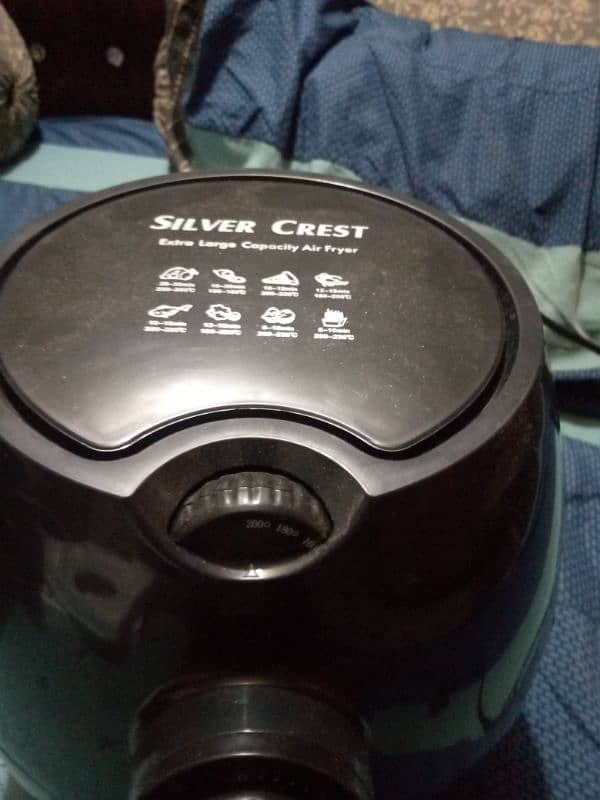 Silver Crest AIRFRYER 5.8 L LIKE NEW ONLY 02 DAY USE 10