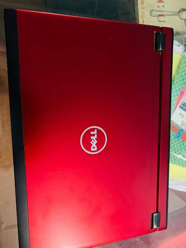 Dell Laptop 3