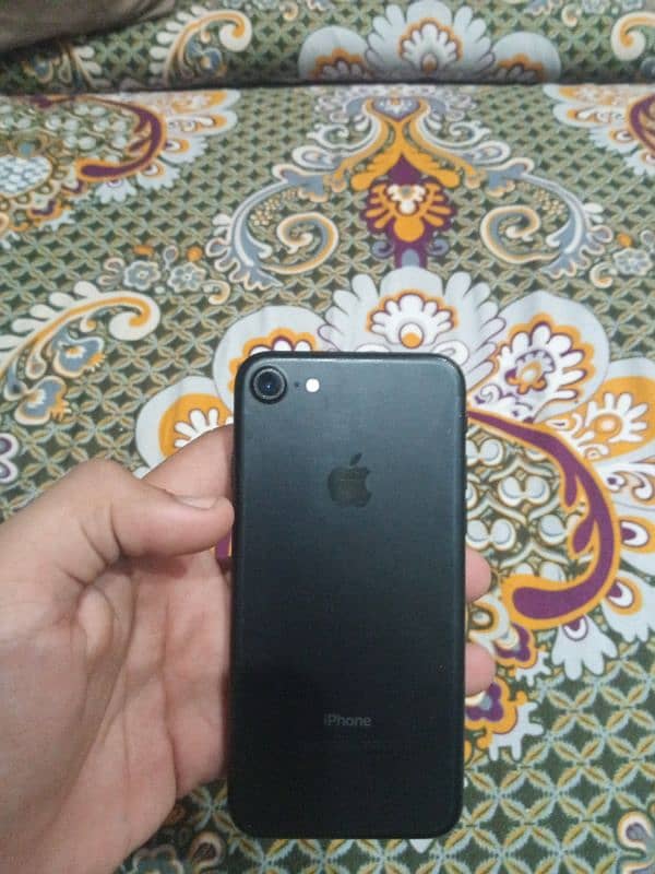 iphone 7 not PTA 2