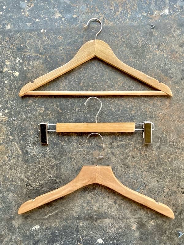 wooden hangers Top quality |NEW |PRO |BOUTIQUE |Clothes 5