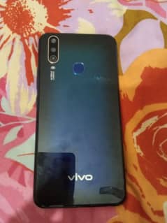 vivo y15