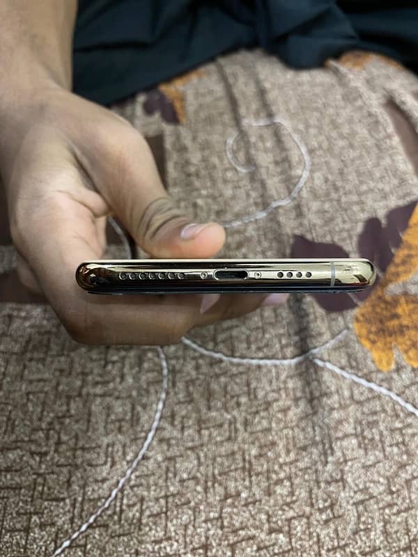 iphone Xs max 6