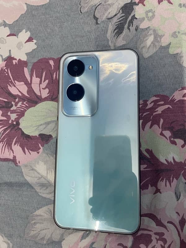 vivo Y18 Rom 6+6 128Gb memory Full samn contion 10by10 9 month waranty 2