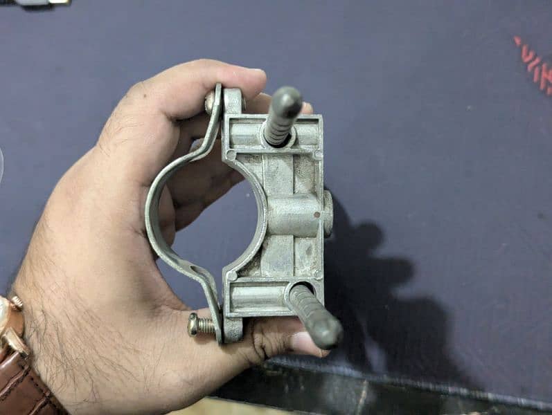 Side lock - cd 70, cg 125, gs 150, Honda, Suzuki or Chinese bikes 1