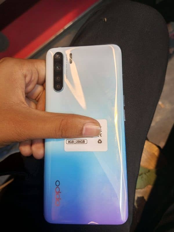 OPPO F15 8/256 4