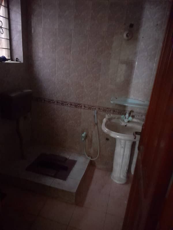 Sadah 6 marla double story coner separate house for rent 11