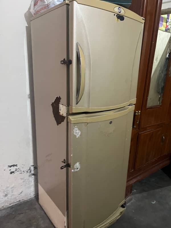 REFRIGERATOR FOR SALE 2