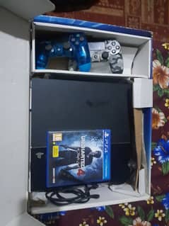 Ps4 Fat Model 1tb Full of Games in it Offline + 2 controllers