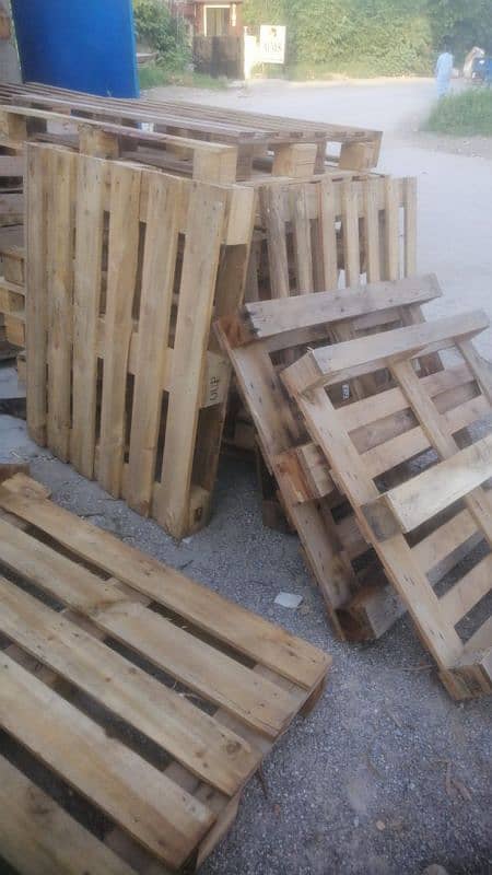 wooden pallets 1