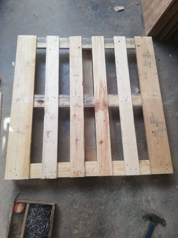 wooden pallets 2