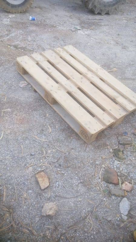 wooden pallets 6