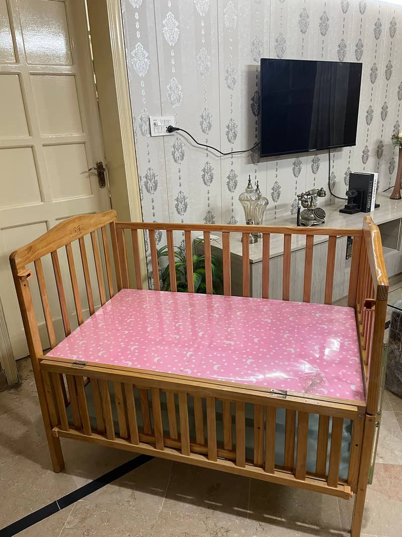 Baby cot 3