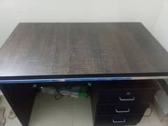 office table and complete table 0