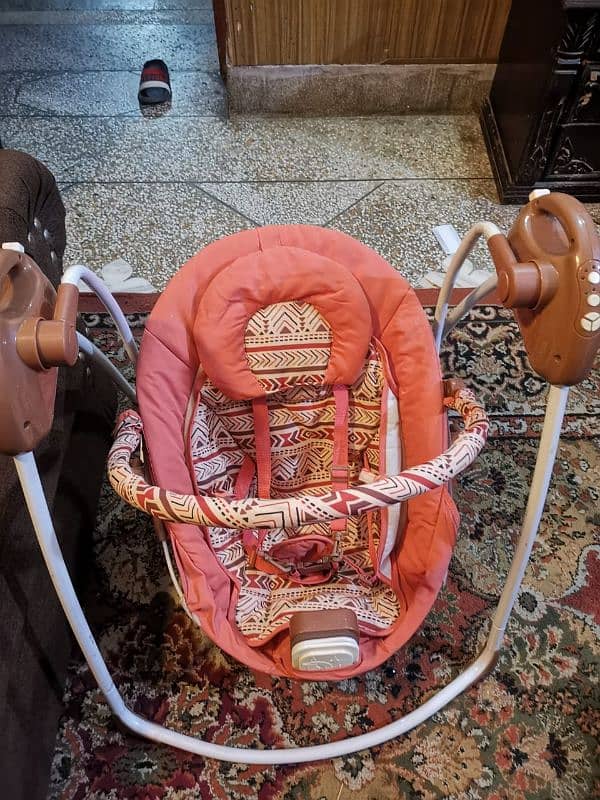 infants swing 4