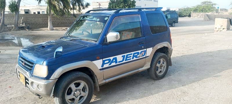 Mitsubishi Pajero Mini 1999 0