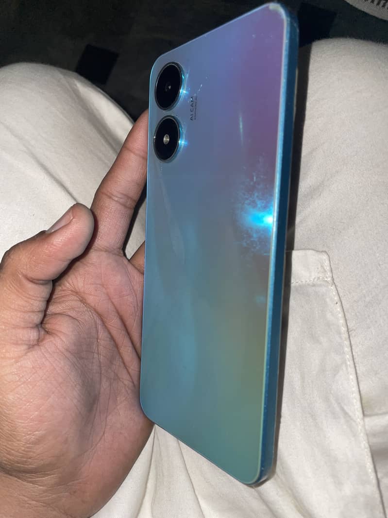 Vivo Y02S 4