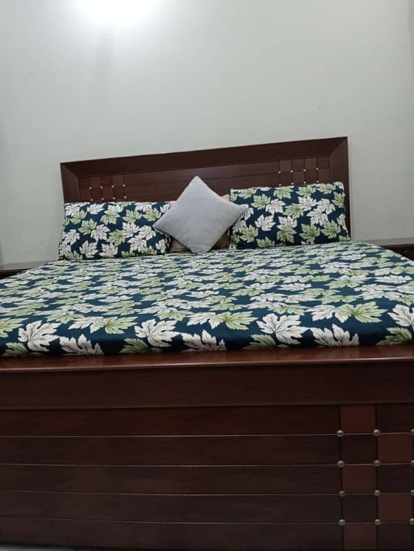 wooden bed for sale very good condition 5