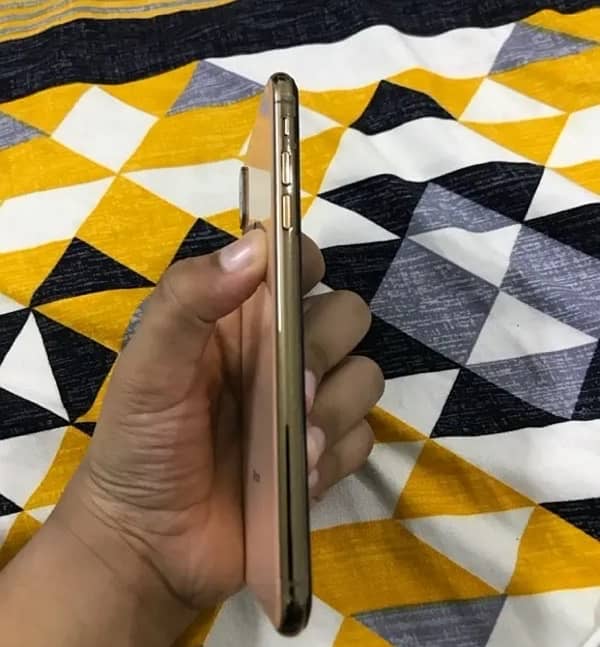 iphone xs max 256gb non pta waterpack 1