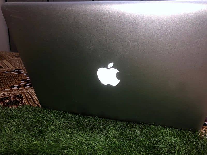 MacBook pro 2012 10/9 condition 2