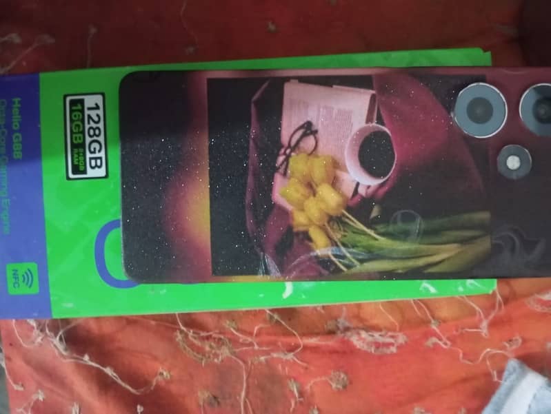 Infinix hot30 for sale. 8+8/128 3