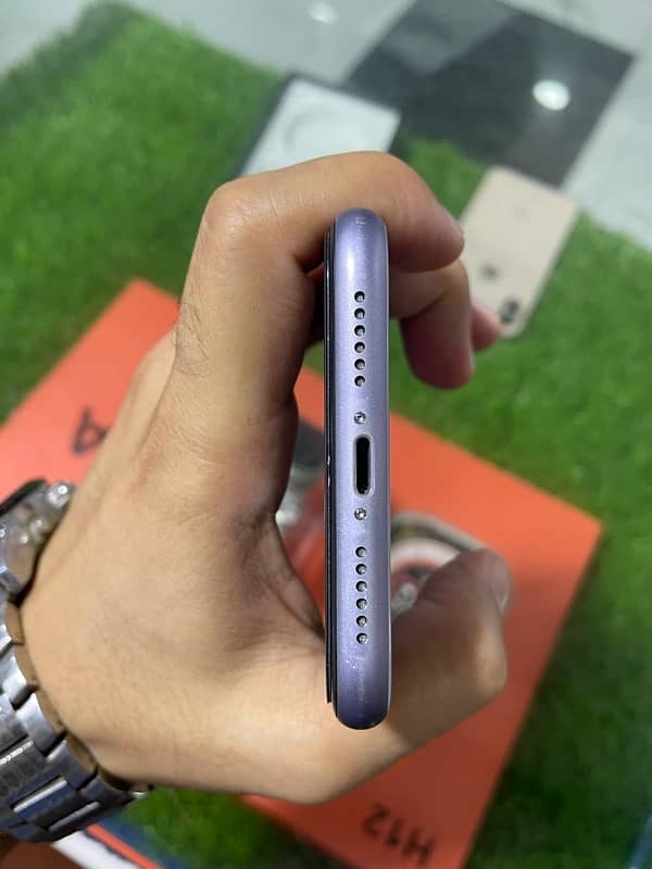 iphone 11 dual pta approved 128gb 2