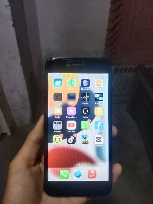 I phone 7+ urgent sale 0