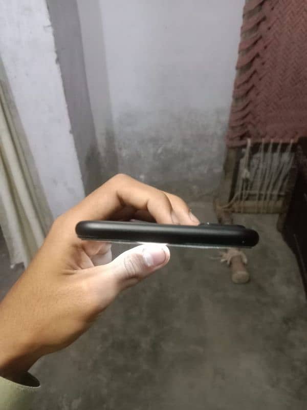 I phone 7+ urgent sale 4