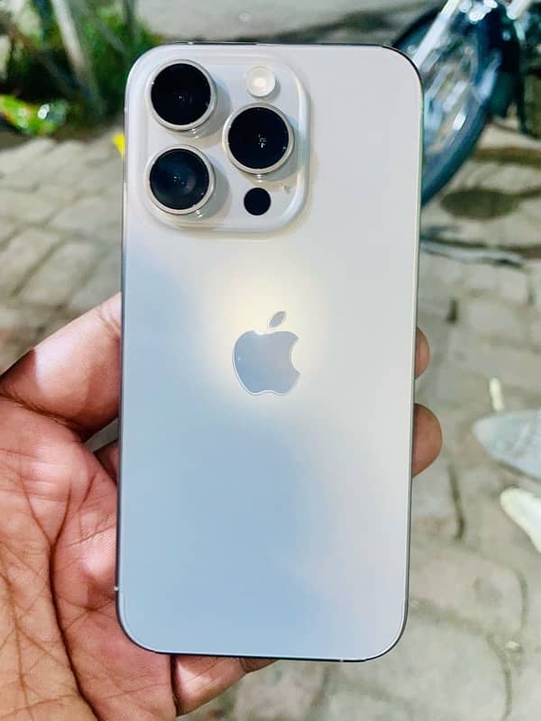 Iphone 15 Pro 256gb HK 6