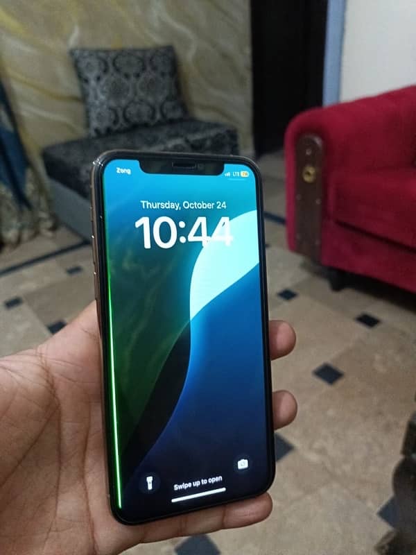 i phone 11 pro PTA 4