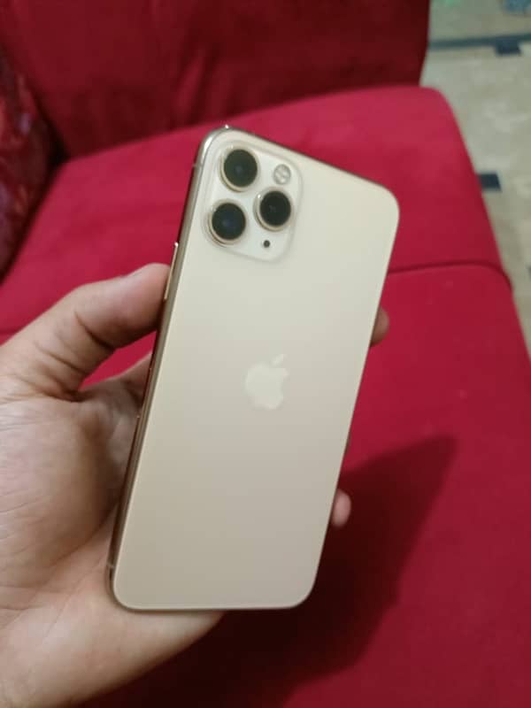 i phone 11 pro PTA 5