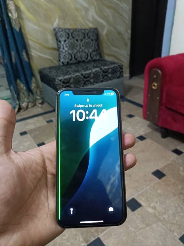 i phone 11 pro PTA 12