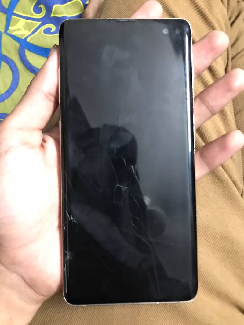 Galaxy S10+ Urgent Sale 5