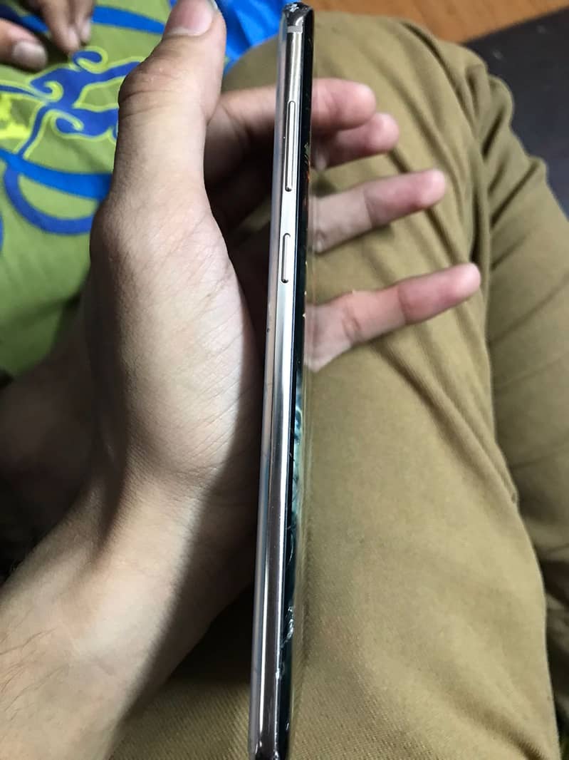 Galaxy S10+ Urgent Sale 2