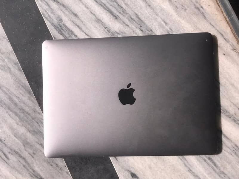 Apple MacBook Pro 2016 - 13inch 7