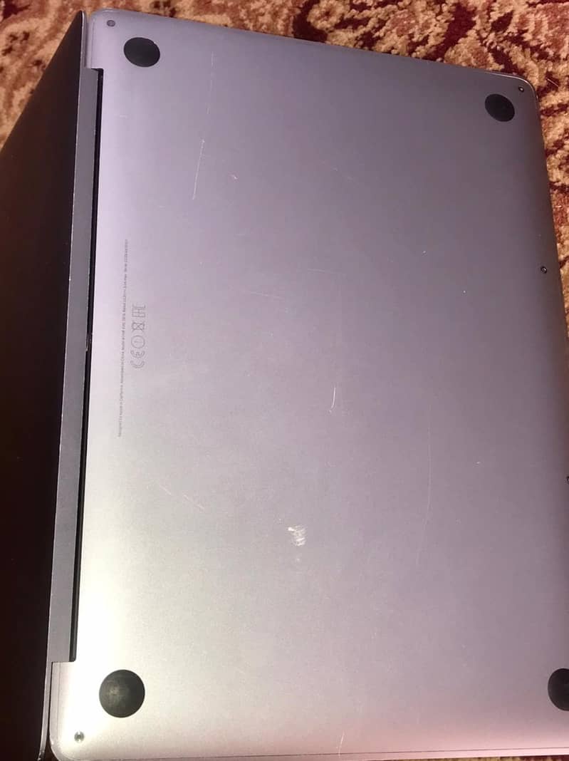 Apple MacBook Pro 2016 - 13inch 10