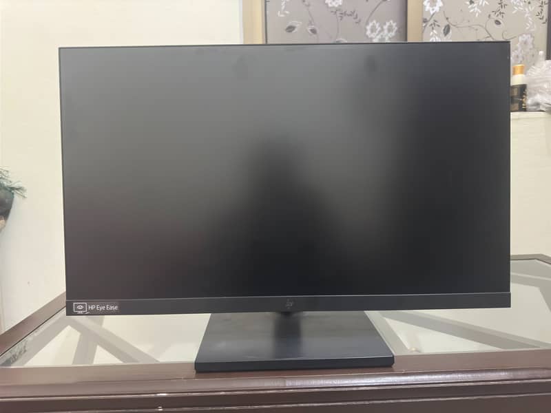 HP E27q G4 2K Display 1