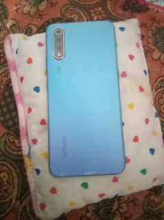 vivo s1 8/256  lush condition