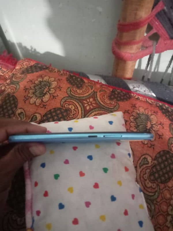 vivo s1 8/256  lush condition 2