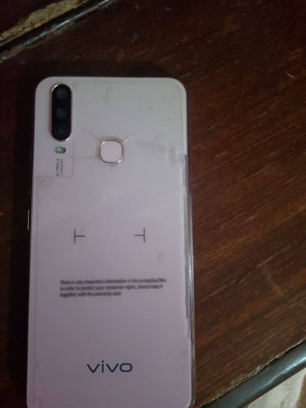 I'm selling my phone 1