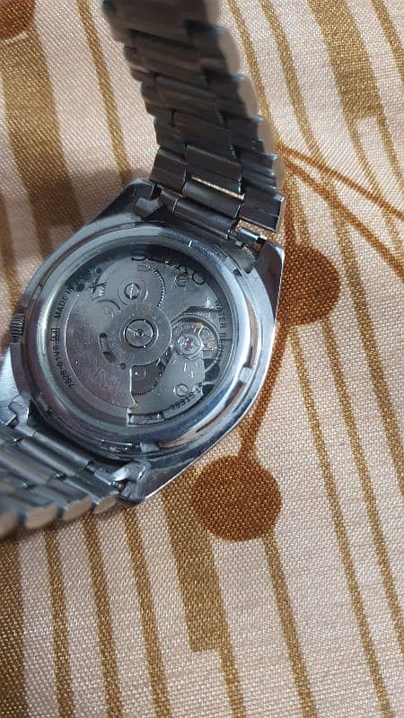 seiko 5 men's watch in good condition 1