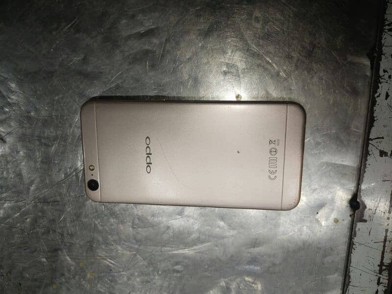 oppo a57 4.64 gb with mobile and charger 1