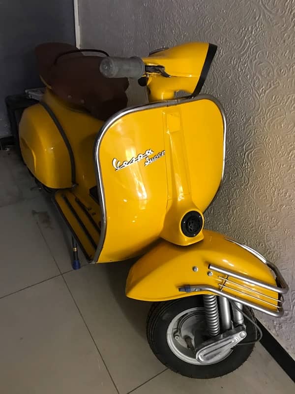 Vespa Piaggio 2