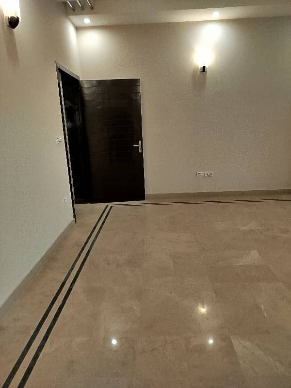 1 Kanal Upper Portion In Model Town For Rent 19