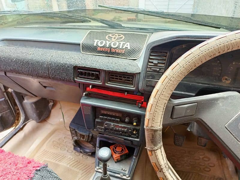 Toyota 86 1986 3