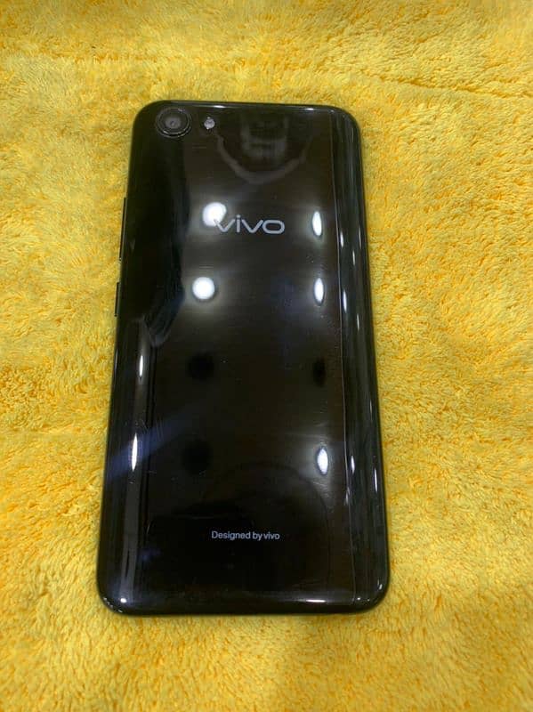 vivo y81s 6/128 GB duel sim pta approved not any single fault all ok 1