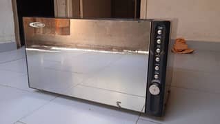 microwave oven