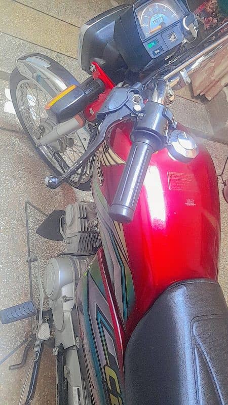 very good condition all ok bike red color 2