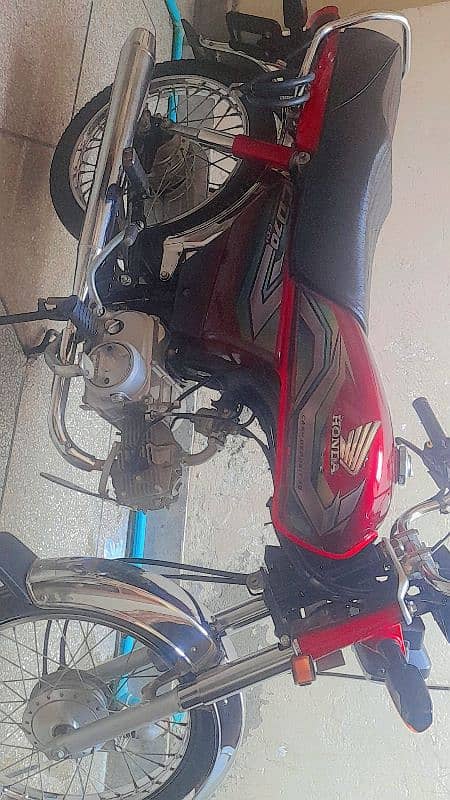 very good condition all ok bike red color 10