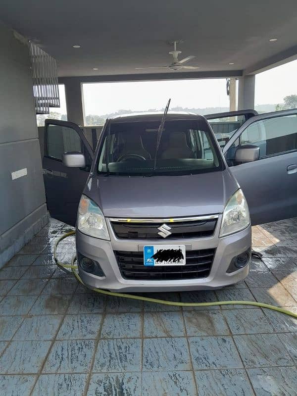 Suzuki Wagon R 2018 1